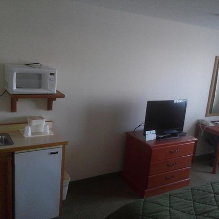 Quality Inn Delta Gateway To Rocky Mountains Стая снимка
