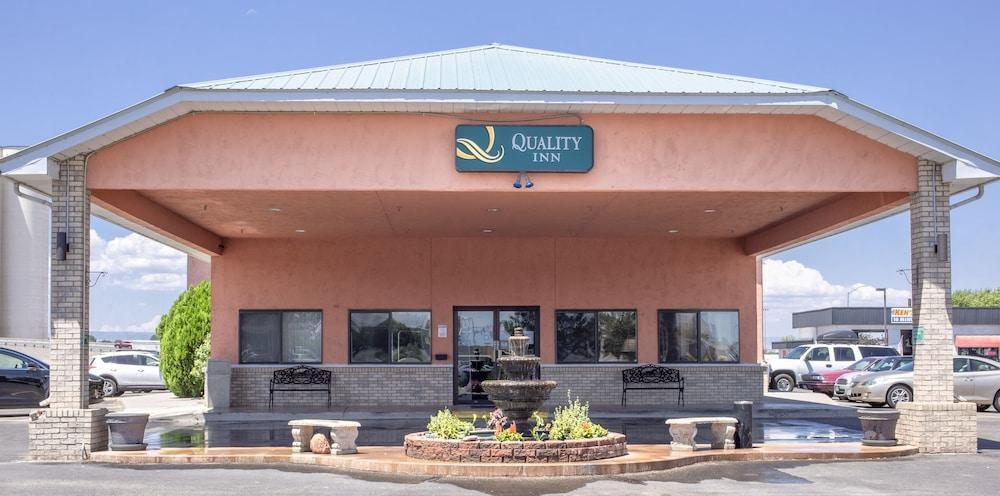 Quality Inn Delta Gateway To Rocky Mountains Екстериор снимка