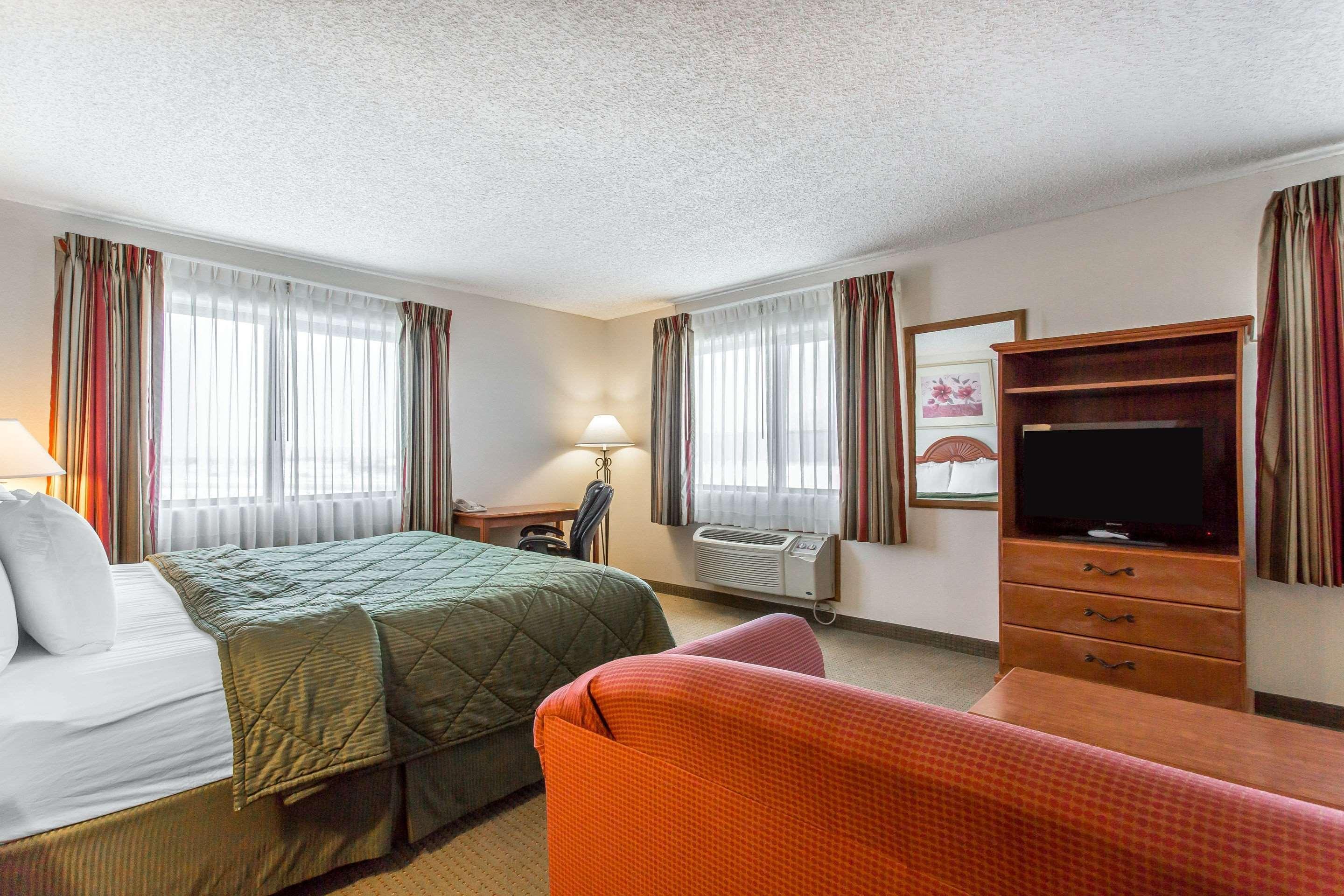 Quality Inn Delta Gateway To Rocky Mountains Екстериор снимка