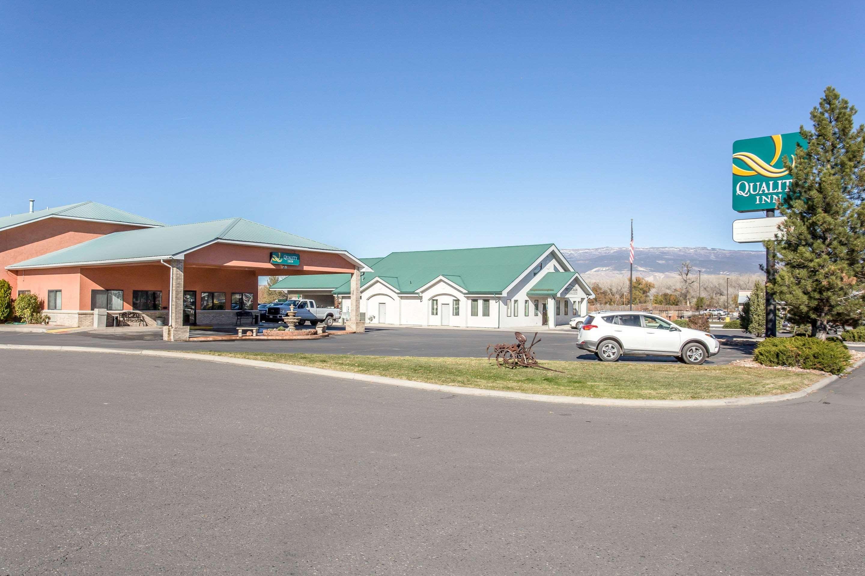 Quality Inn Delta Gateway To Rocky Mountains Екстериор снимка