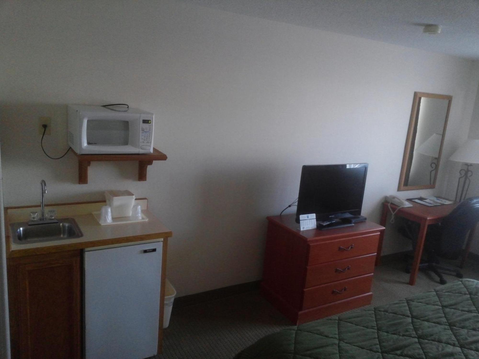 Quality Inn Delta Gateway To Rocky Mountains Стая снимка