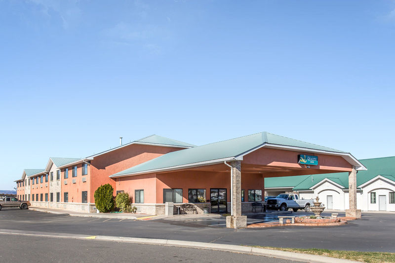 Quality Inn Delta Gateway To Rocky Mountains Екстериор снимка